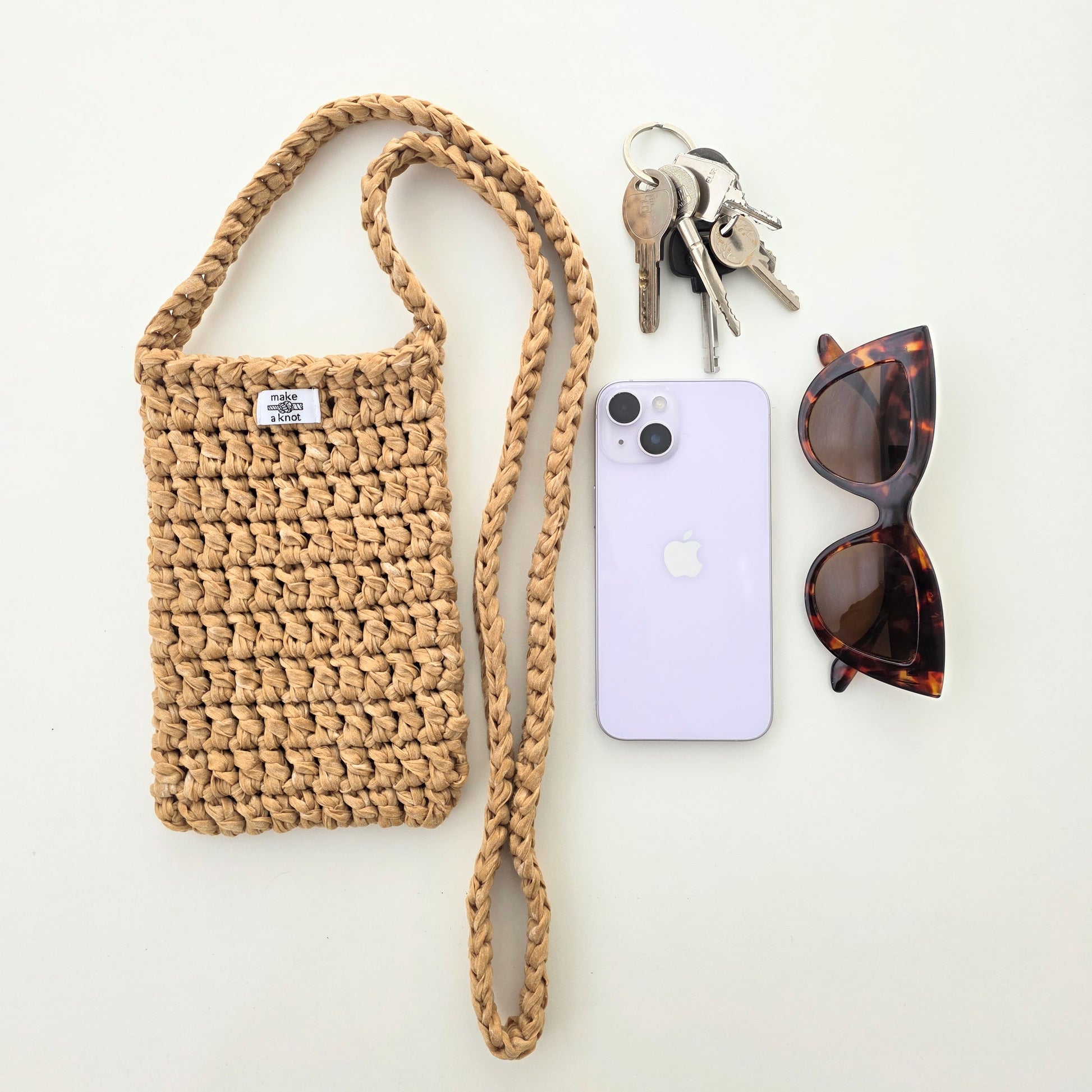 Chunky phone bag
