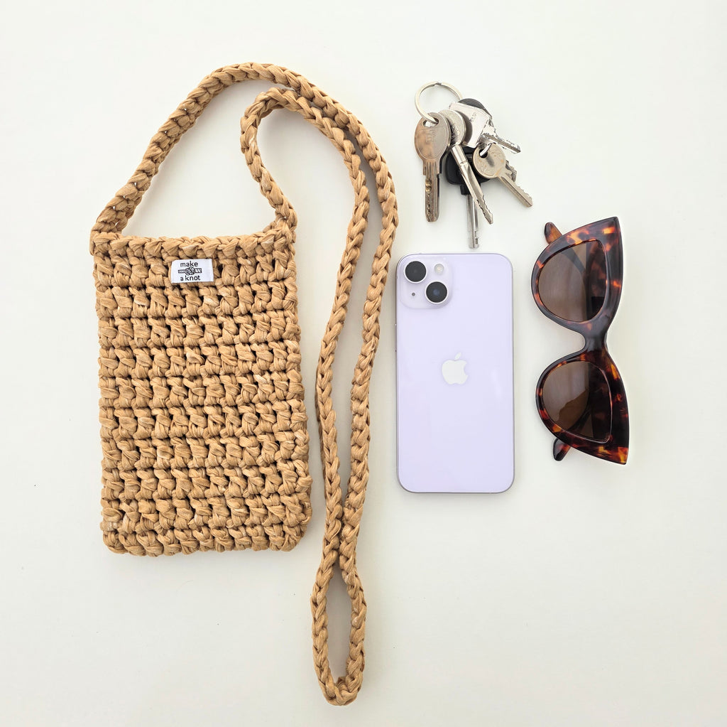 Chunky phone bag